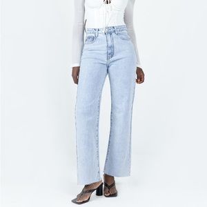 PRINCESS POLLY QUEENSTOWN STRAIGHT LEG JEANS LIGHT WASH DENIM